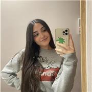 Soy profesora particular de niños de primaria y secundaria (ESO) y también tengo experiencia como canguro.